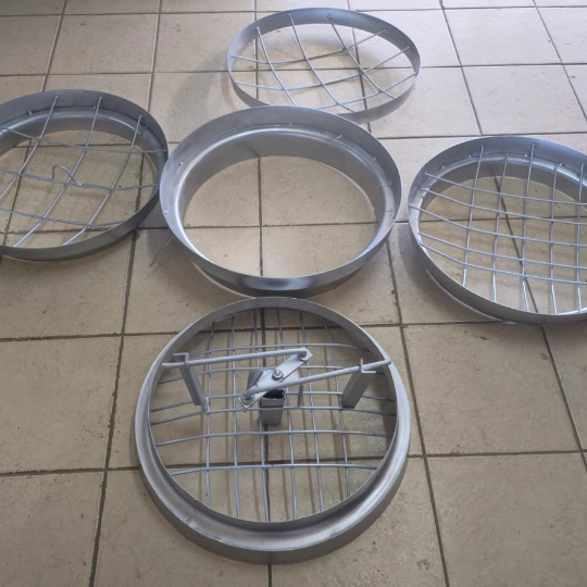 manhole lid grids
